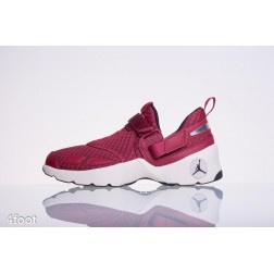 Tenisky NIKE Jordan Trunner LX